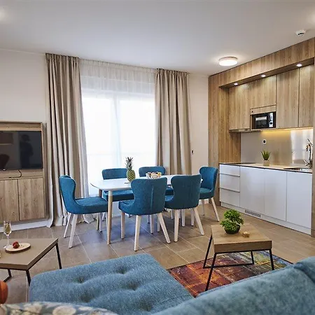 Arancini Hotel apartamentowy 4*