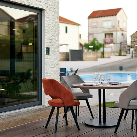 Arancini Hotel apartamentowy Vodice