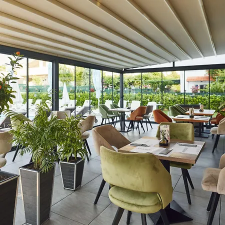 Hotel apartamentowy Arancini 4*