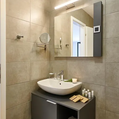 Arancini Aparthotel 4*