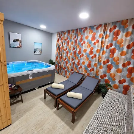 Aparthotel Arancini 4*