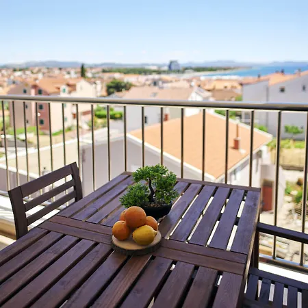 Arancini Aparthotel Vodice