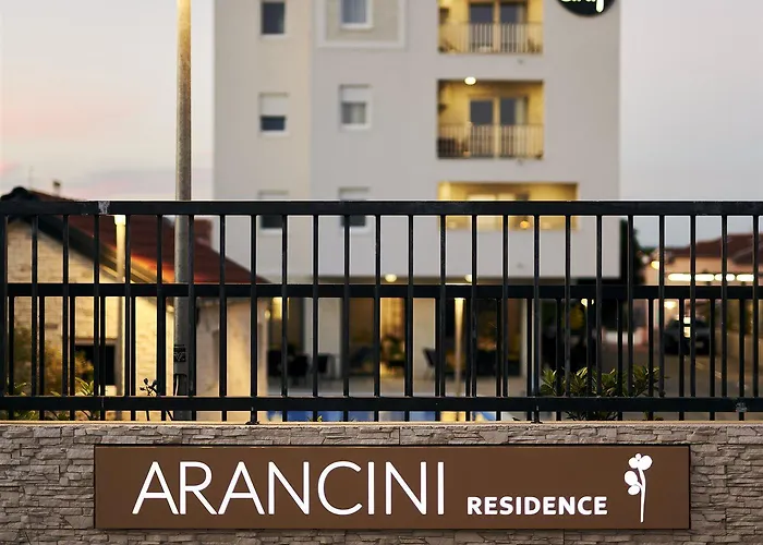 Arancini Aparthotel Vodice